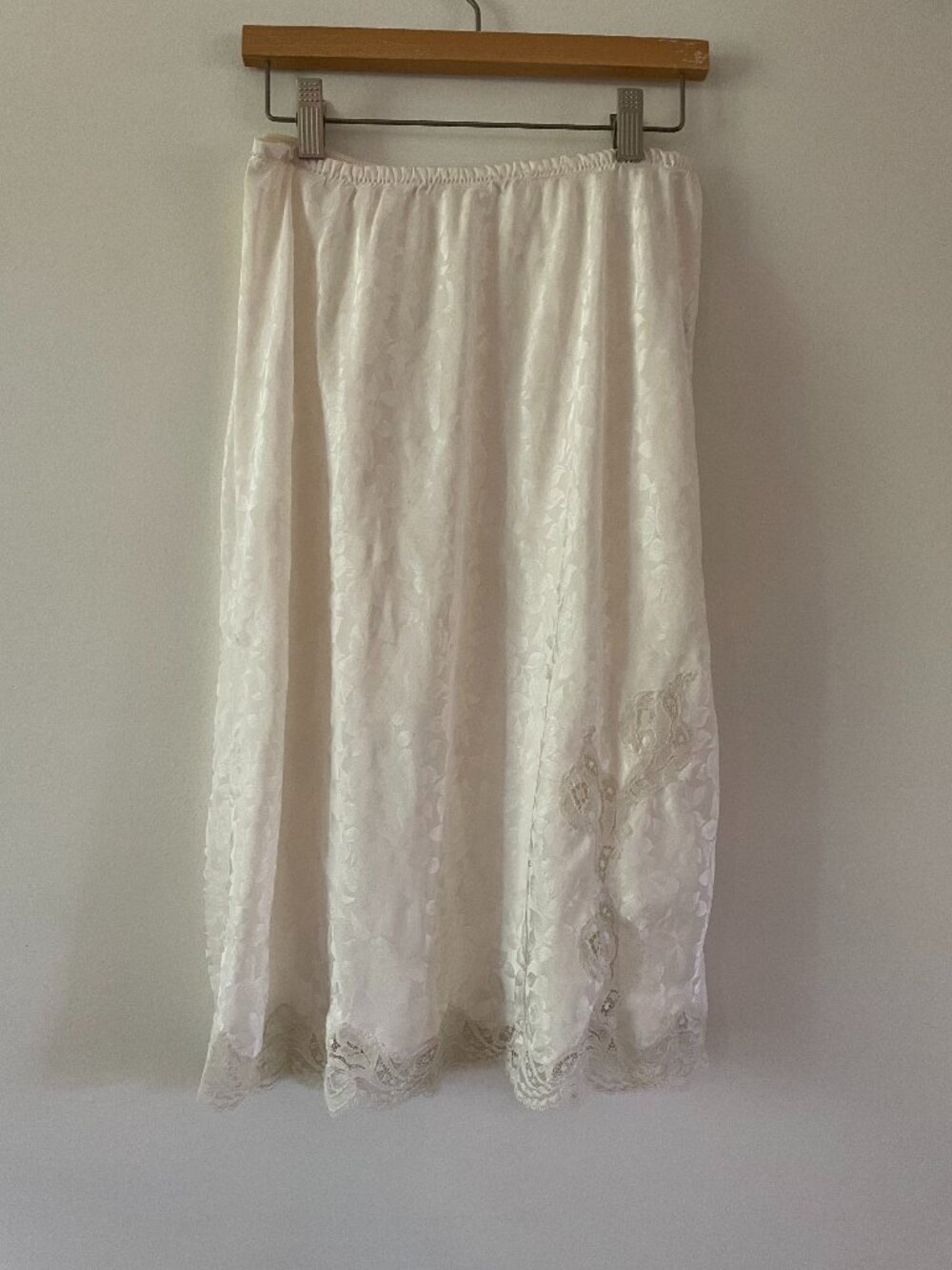 Vintage Christian Dior Saks Fifth Avenue Ivory Slip Jacquard Satin Lace M